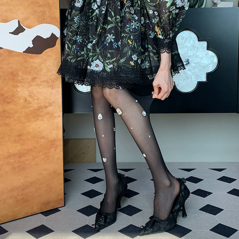 2025 autumn new French light luxury high-end temperament mature women fashion niche black diamond-encrusted pantyhose women