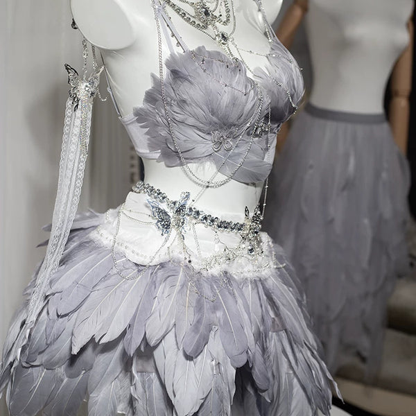 Electronic music festival european and american dj nightclub bar disco performance ds performance angel photo feather suit