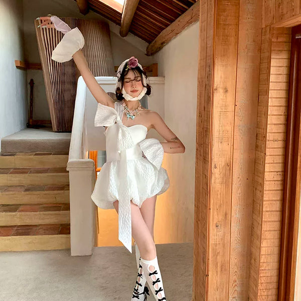 Fashion niche Zhang Yuanying same flocking bow hollow knee socks lace retro thin high tube socks