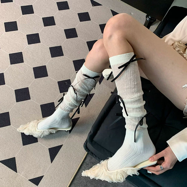 White peach summer~ summer 2025 new French romantic niche women thin black bow white calf