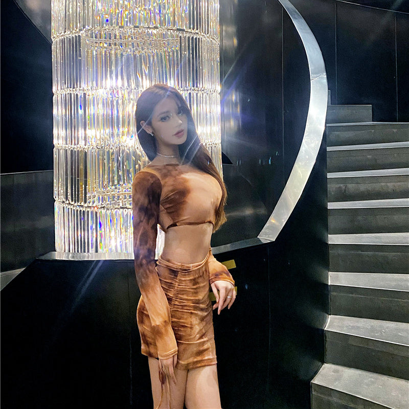 Spring and Autumn foreign style tie-dye long-sleeved bottoming skirt is beautiful to foul niche design hollow elastic hip-wrapped explosive dress