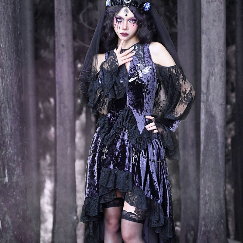 Luna Ritual Velvet Ambience Embroidery Tip Neck Lace Flared Sleeve Top Christmas