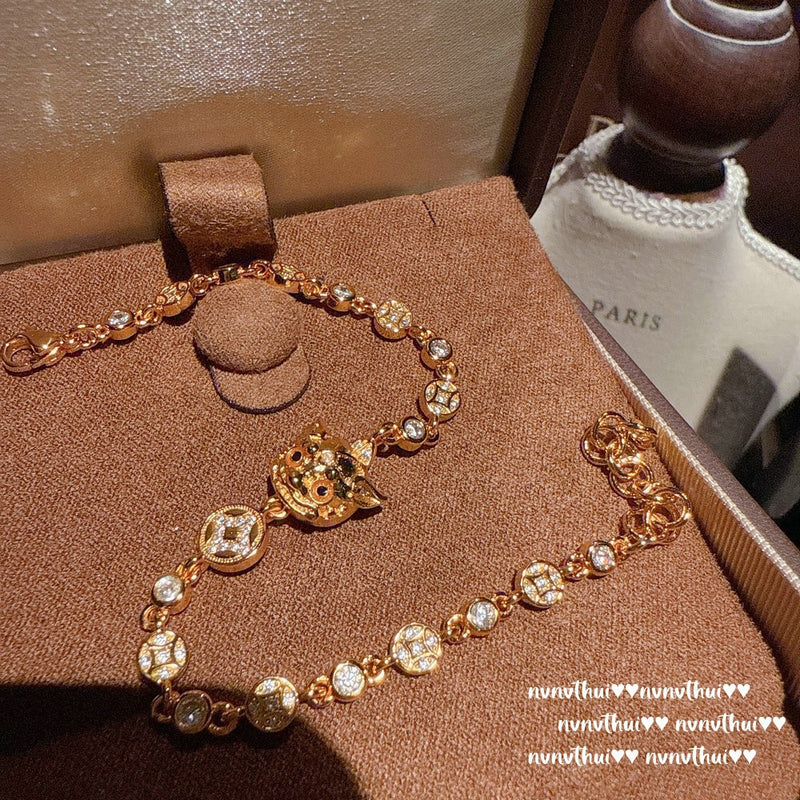 Ancient gold chiseled copper coins, dynamic Pixiu sparkling diamond pendant necklace, eyes moving Chinese necklace