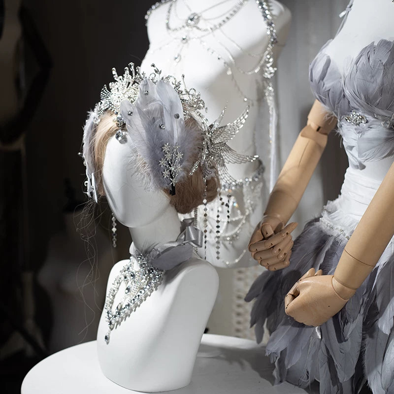 Electronic music festival european and american dj nightclub bar disco performance ds performance angel photo feather suit