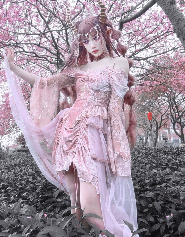 Original ◆ Sakura nightmare romantic gothic design embossed lotus root pink embroidered court half length skirt