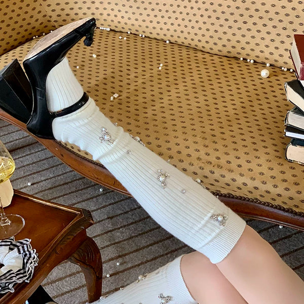 Fashion niche thickened wool tube socks vertical strip solid color rhinestone pearl catwalk models autumn and winter