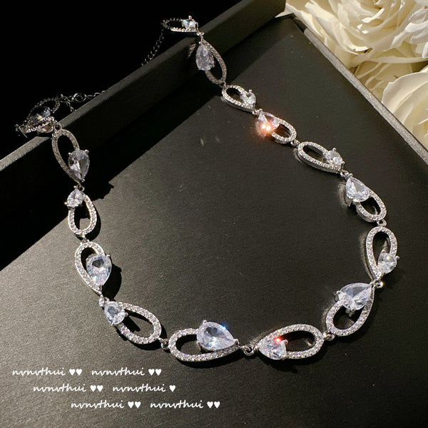 Sparkling Pin Water Drop Necklace Designer Tear Drop Earring Set