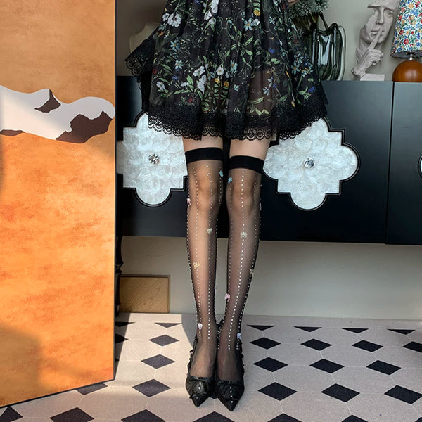 2025 autumn new French retro romantic light luxury elegant Hepburn style black with diamond vertical pantyhose women