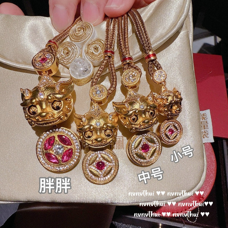 Ancient gold chiseled copper coins, dynamic Pixiu sparkling diamond pendant necklace, eyes moving Chinese necklace