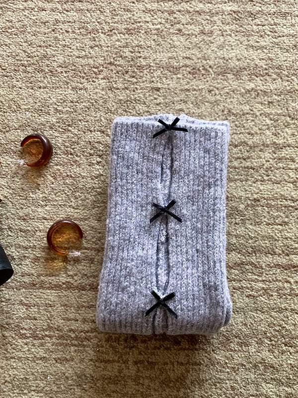 Fashion niche, white autumn and winter bow stacked socks women's knitted wool ballet open stacked calf cover