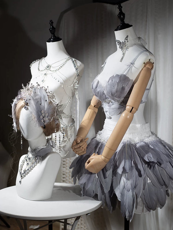 Electronic music festival european and american dj nightclub bar disco performance ds performance angel photo feather suit