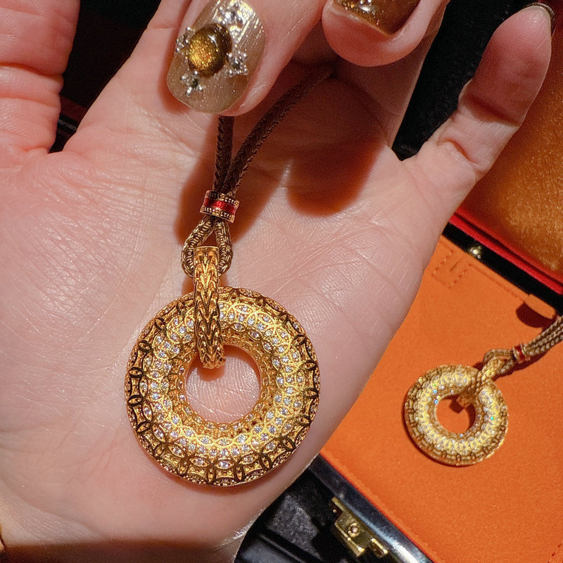Ancient gold chiseled carved silk thread ancient money pattern safety buckle pendant chain New Chinese style gourd portable Buddha necklace