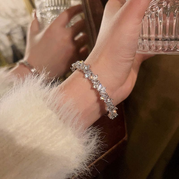 Personalized Light Luxury Bracelet for Women