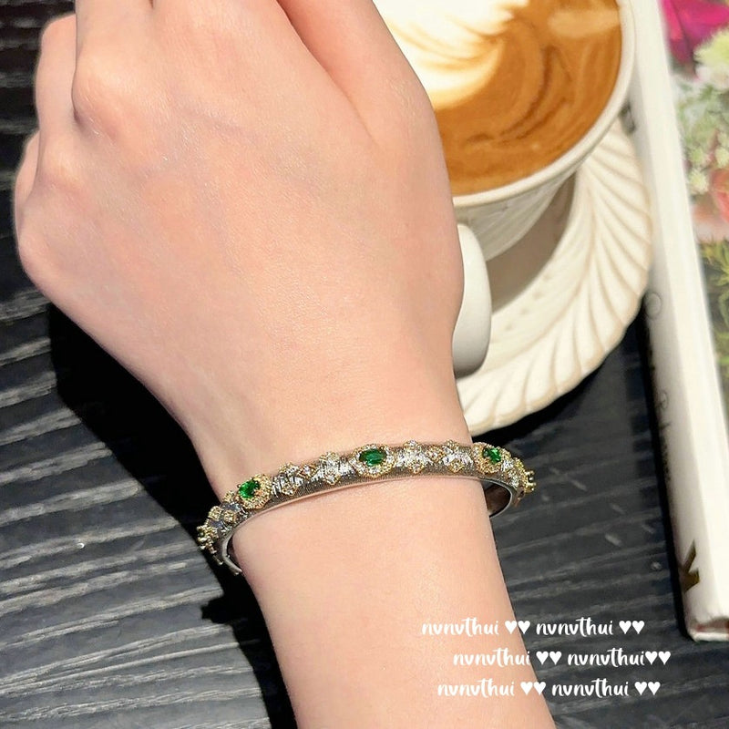 Textured Carved Gold Peacock Green Firework Zircon Bracelet Antique Feel 18K Gold Plated Honeycomb Emerald Zircon Bracelet