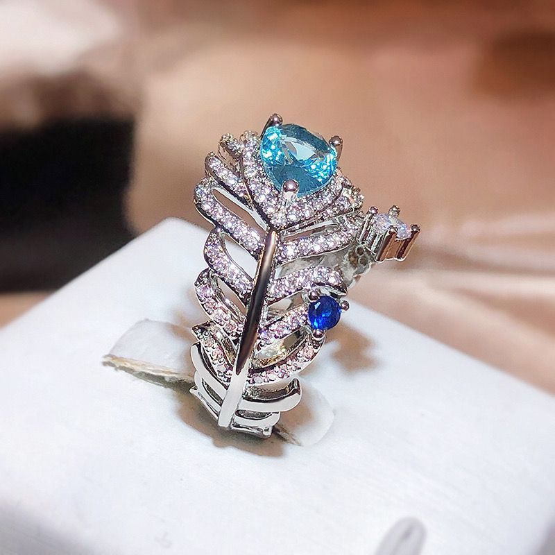 Blue feather ring, open zircon adjustment fading, high-end niche design, light luxury retro high-value ring.