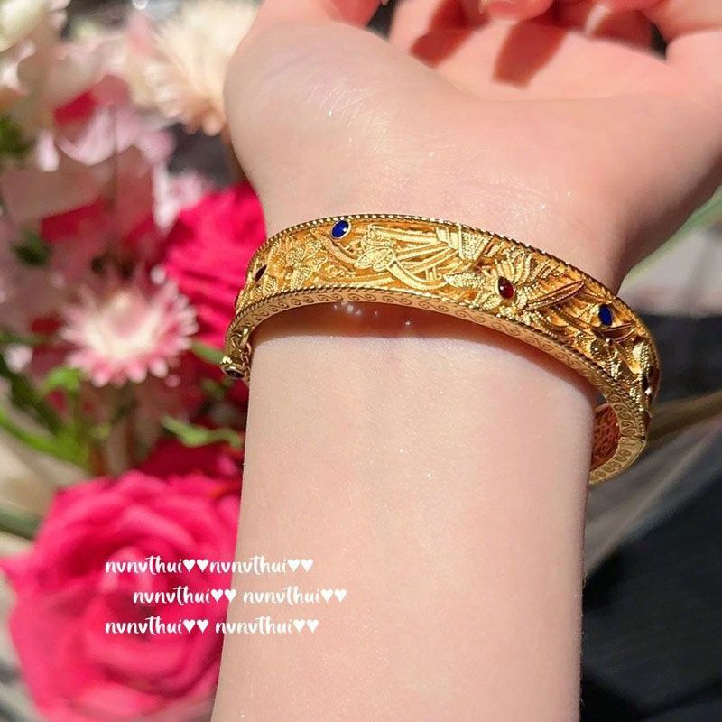 Women's buckle bracelet engraved bracelet ethnic style Internet celebrity