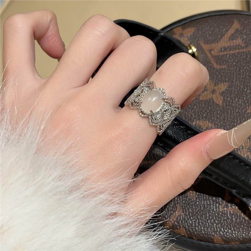 French f simulation white chalcedony jade ring femininity luxury exquisite high sense light luxury index finger ring