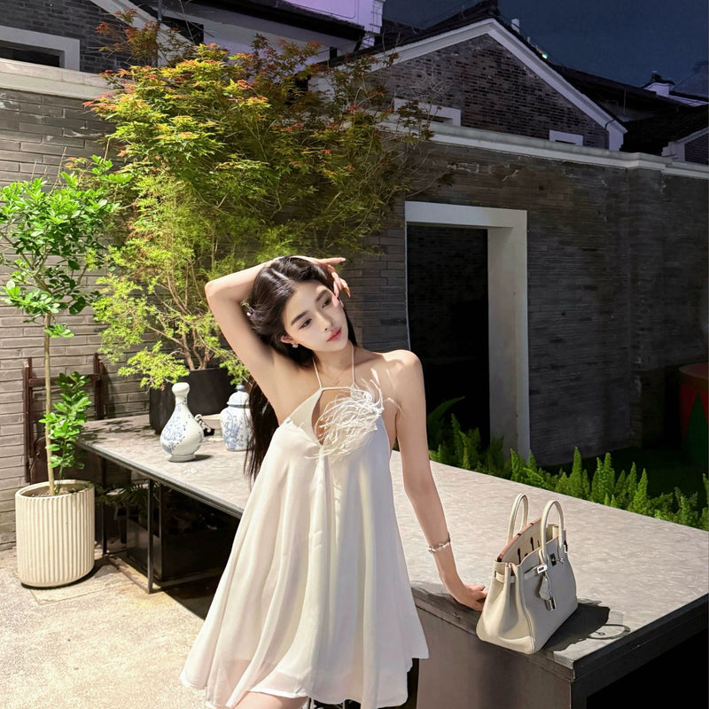 Pure Desire Sexy Hot Girl Feather Strap Dress Summer Beach Vacation Slimming Beach Elegant Noble Lady Bodycon Short Dress
