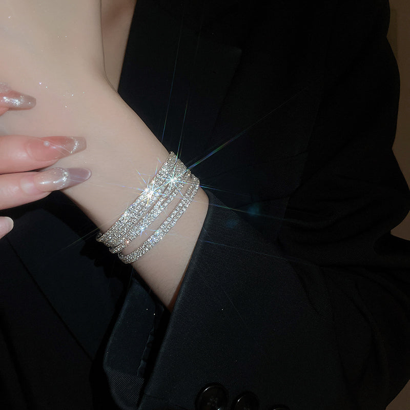 Pearl Elastic Bracelet for Women New High-End Sense Bracelet Light Luxury Niche Exquisite Summer Versatile Hand Jewelry