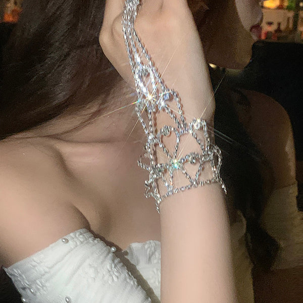 Luxury Sparkling Full Diamond Bracelet for Women High-end Sense Temperament Ring Bracelet Integrated Back Chain Connected Finger Ring Jewelry