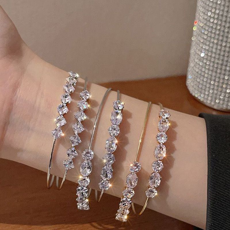 High value double city rhinestone bracelet niche design Japanese and Korean versatile temperament light luxury bracelet personalized bracelet