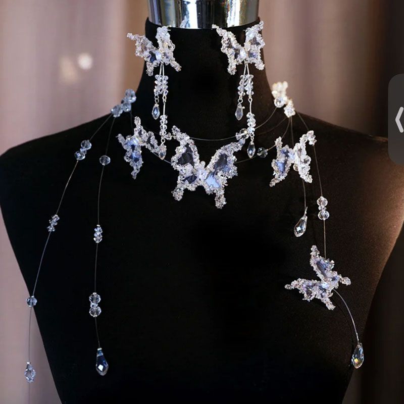 Sexy celebrity temperament noble bride handmade necklace butterfly niche design dream versatile necklace set